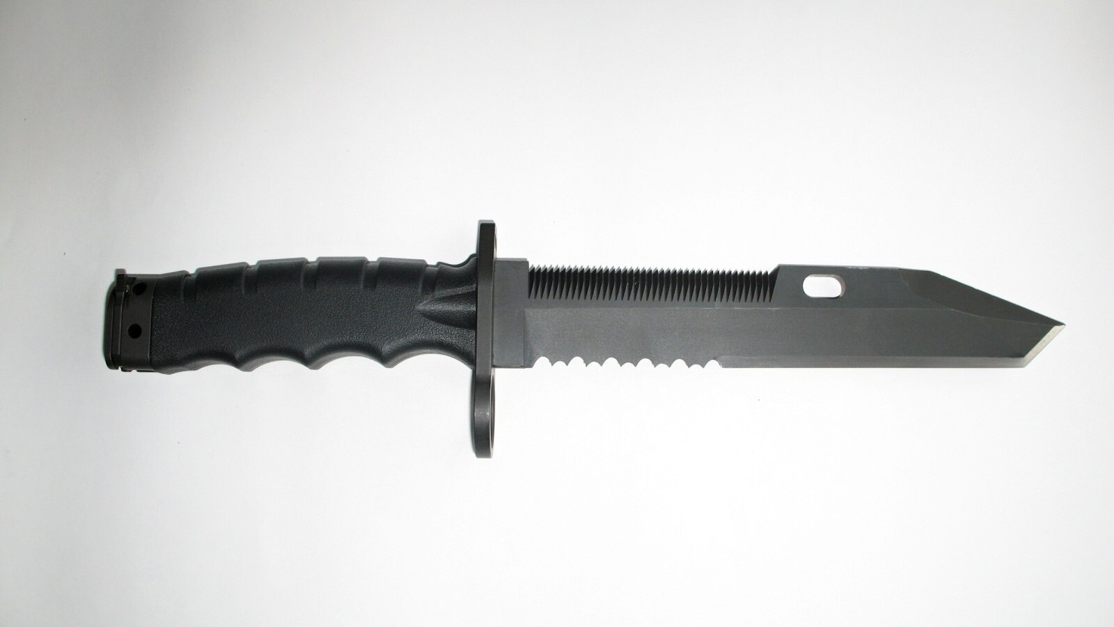 Bodák 805 – 3. varianta, celkový pohled na bodák bez pochvy