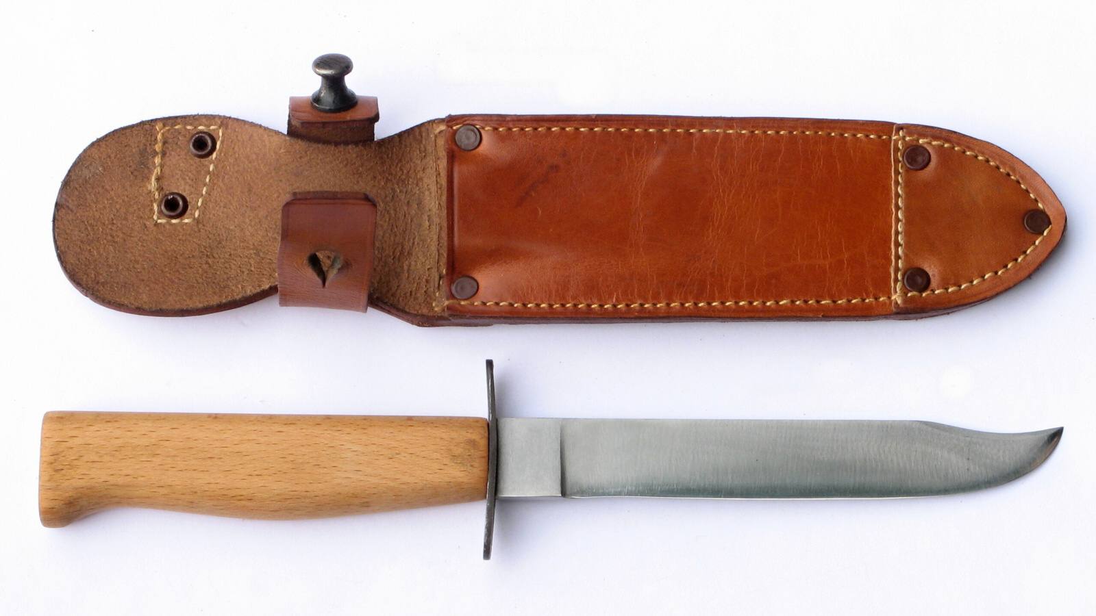 VO-7 s dřevěnou rukojetí – pohled č. 3