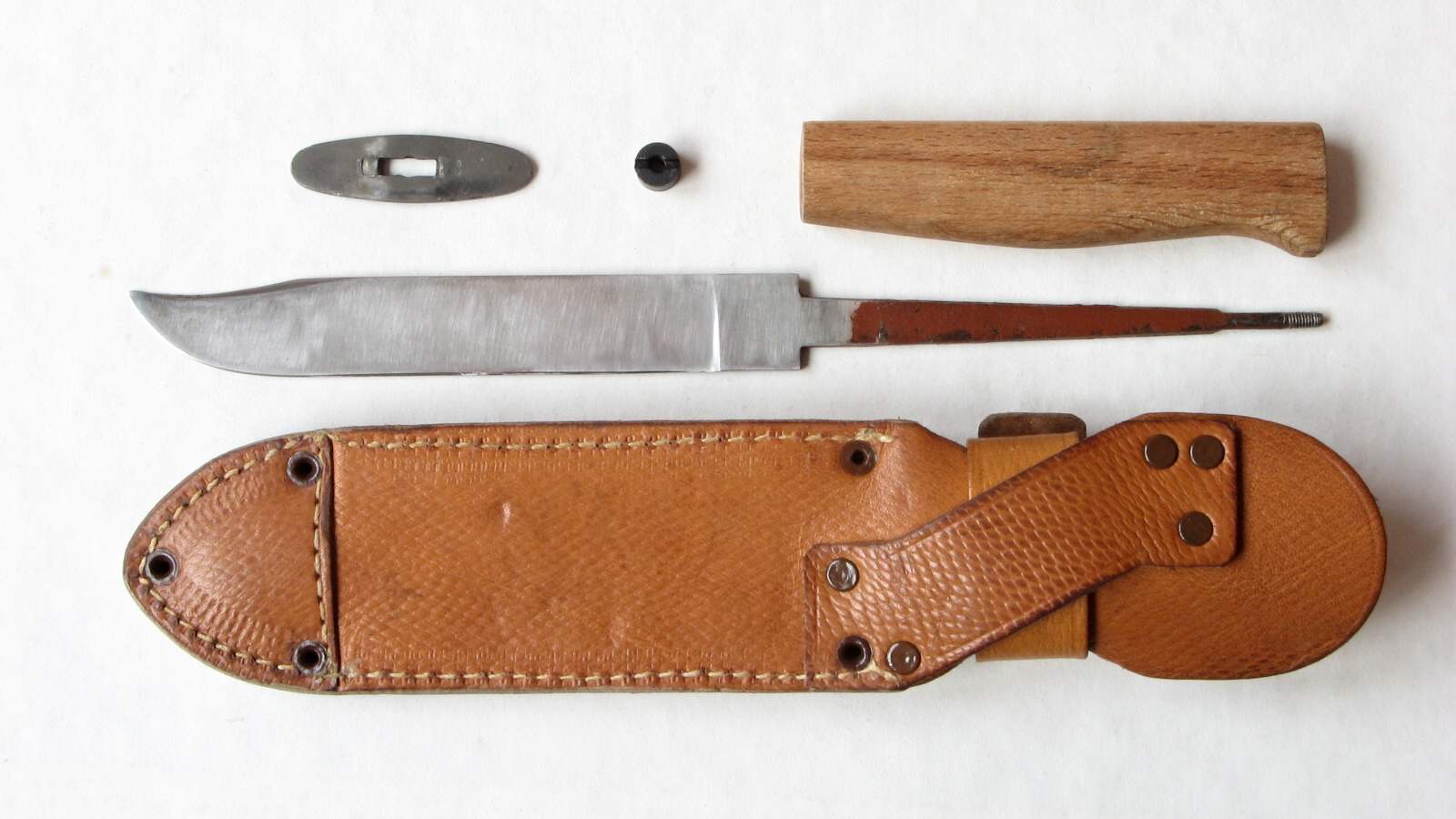 VO-7 s dřevěnou rukojetí – pohled č. 6