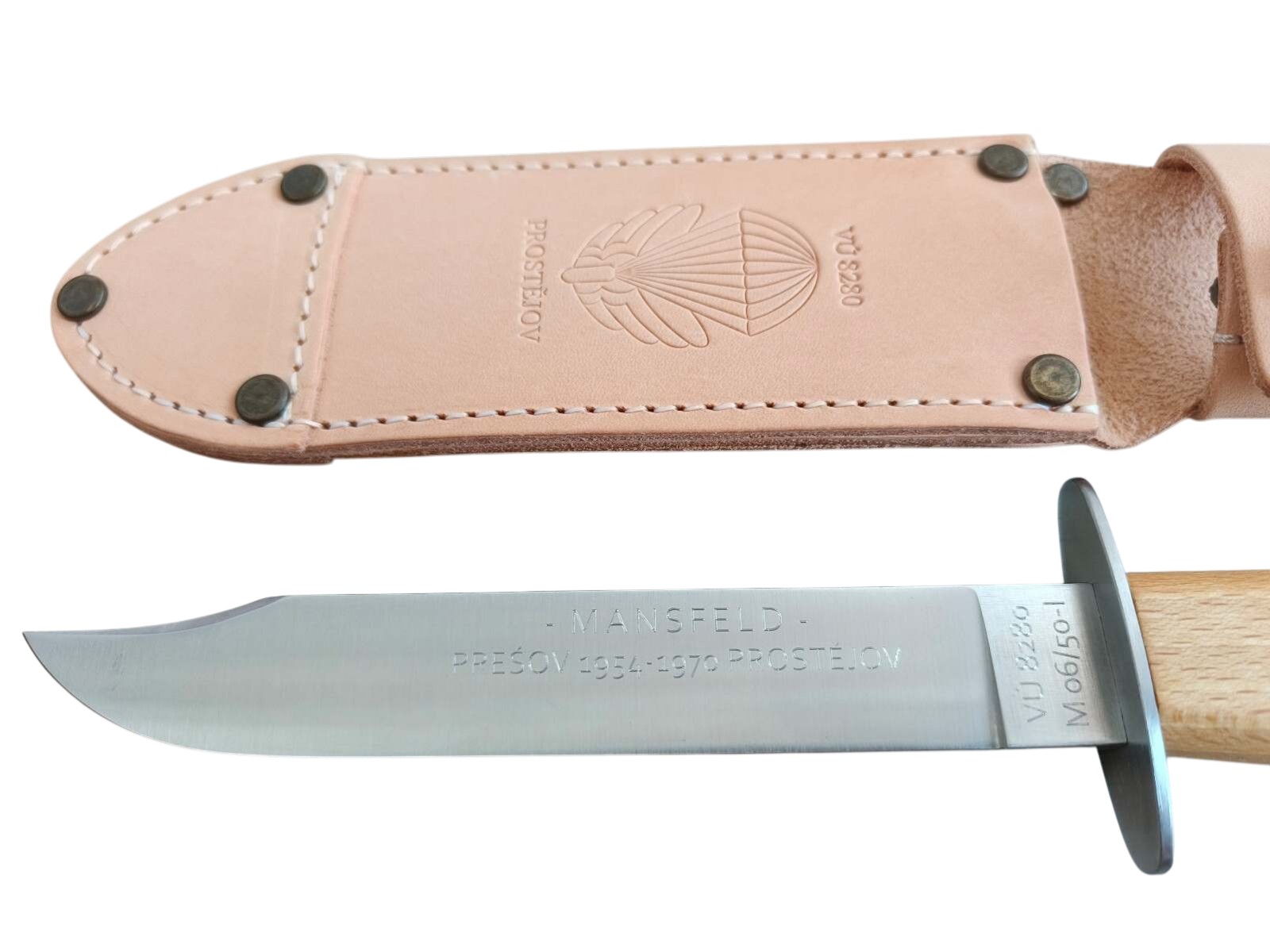 VO7 – Pamětní nože Červených baretů – pohled č. 2